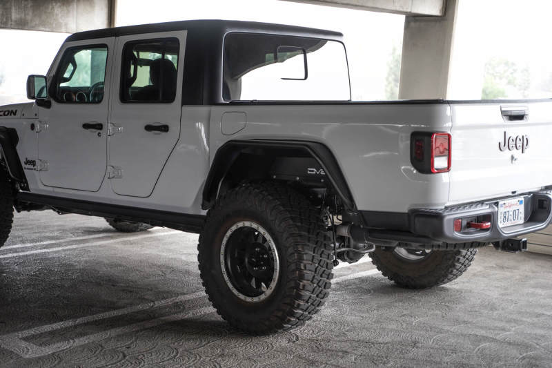 DV8 Offroad 20-23 Jeep Gladiator JT Spec Series Fender Flares