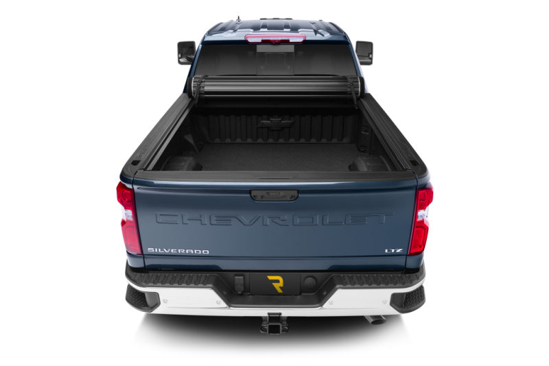 Truxedo 2020 GMC Sierra & Chevrolet Silverado 2500HD & 3500HD 6ft 9in Sentry Bed Cover